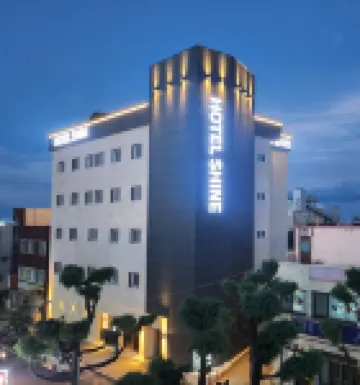 샤인모텔 추암해수욕장 주변 호텔