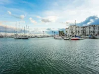 Relaxed Retreat With Pool