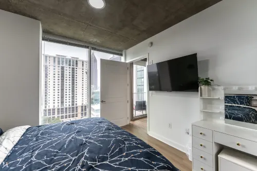 Midtown Atlanta 1Br Skyline Balcony Corner Condo by Piedmont Park Luxe Pad - Apartment