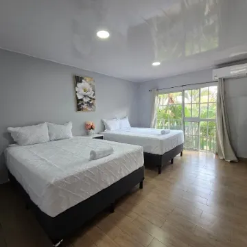 Mi Tierra Escalón Hotel y Restaurante Hotels near Museum of Art of El Salvador