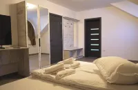 ペンシュネア サーラ のホテル