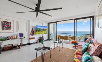 Bright Tamarama 2-bed With Balcony Water View