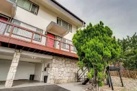 距離裏諾市中心和內華達大學2英里的城市景觀聯排別墅！ - 公寓