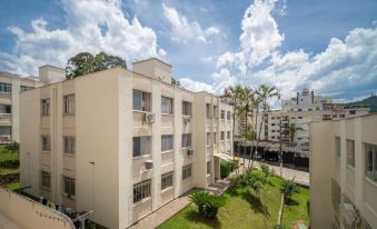 Apts in a Building 100 Meters From Ufsc - Eoss