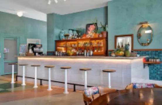 ホテル トロウベイル マイアミ ビーチ