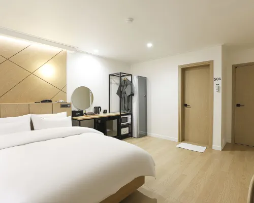 บราวน์ ดอท โรงแรม กูมิ อกกเย บรานช์ โรงแรมในคูมิ-ชี