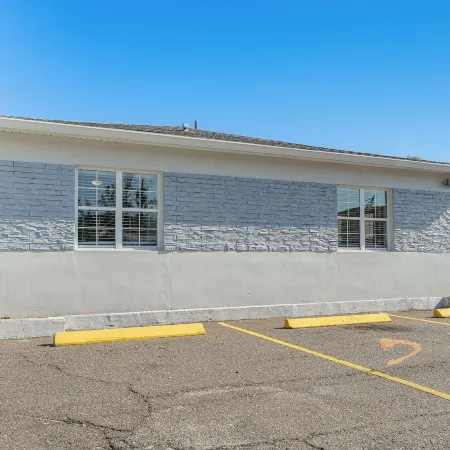 Madeira Beach Condo w/ Patio, Walk to Gulf!