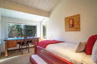 4BD Villager Mountain Retreat + SV Resort Passes - balcony