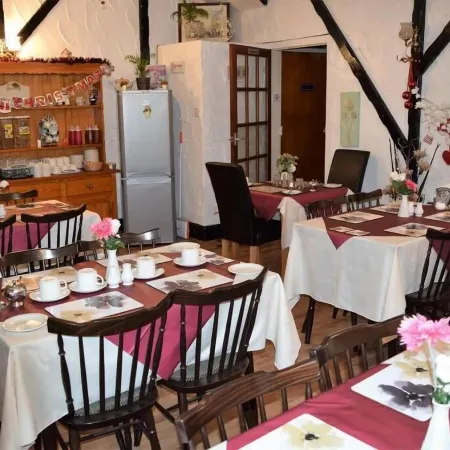 OYO Wynnstay Hotel