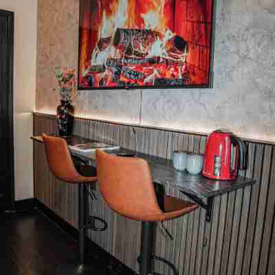 Cozy 5BR Apt in the Heart of Ghent Others