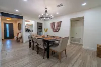 Upscale Family Gem ~ Scenic Pool ~ Game Room ~ Pkg