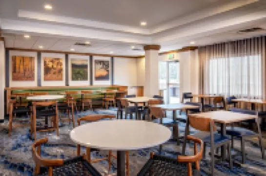 Fairfield Inn & Suites Saratoga Malta