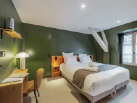 Maison Soyeuse Hotels in Briançon