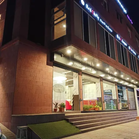 RadhaMangal Colors Inn