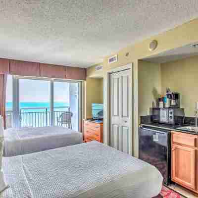 Beachfront Condo in Myrtle Beach w/ Pool Access Rooms
