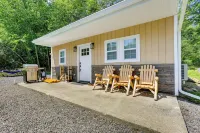 Secluded Poconos Cabin with Fire Pit on 75 Acres! - spa