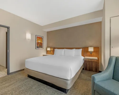 Drury Plaza Lincoln Downtown Hotels near Gateway Mall