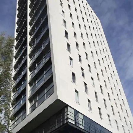 Hotel New Kit Отели рядом с достопримечательностью «Вестпоорт»