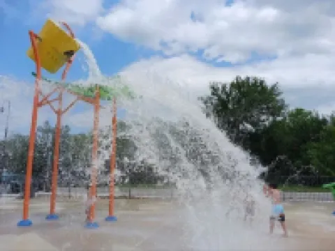 Super 8 by Wyndham Kenedy