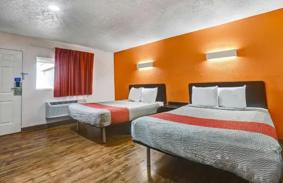 新墨西哥克羅維斯 6 號汽車旅館