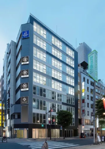 รีมบรันท์แคบินและสปาชิมบาชิ - คาเตอร์สไปยังผู้ชาย