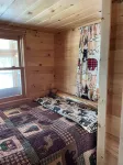 Lakefront Cabin near Acadia National Park - Alphydda