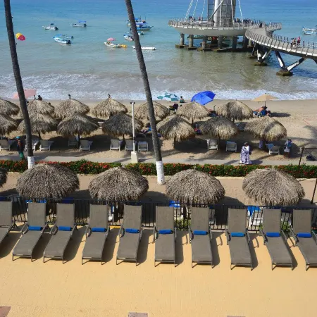 Hotel Delfin PV Beach Resort