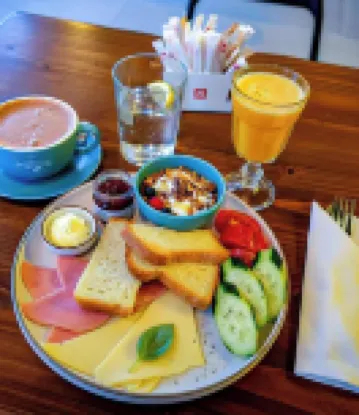 เดอะ สแควร์ โรงแรม บาย X&N