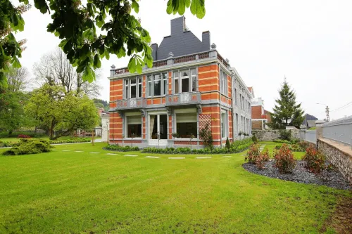 Group Villa with Pool & Sauna - Wifi