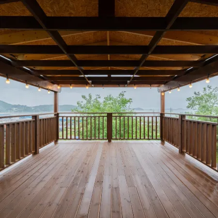Daebudo Island (Seonjaedo) Mokseom Pension