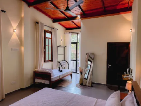 Chill Tangalle Hotels near Medilla Beach