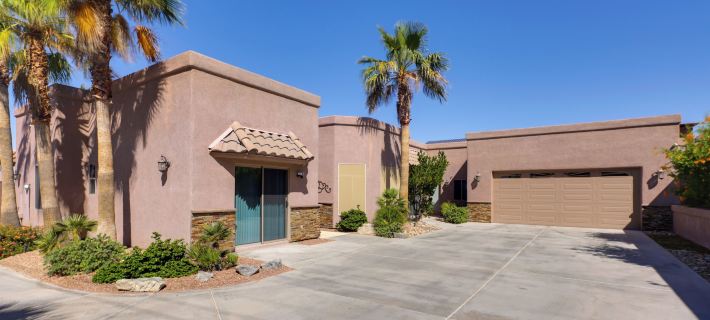 Patio + Lake Havasu View: Scenic Gated Retreat! Hotels in Mohaven piirikunta