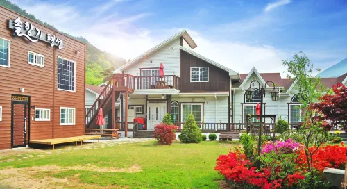 Sangju Solhyanggi Pension - parking