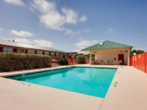 Days Inn by Wyndham San Angelo Hotels in Tom Green County