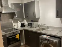 Deluxe En-suite Room w FastWiFi, Free Parking & Equipped Kitchen Hotels in Wolverhampton