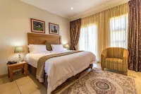 Hoyohoyo Chartwell Lodge