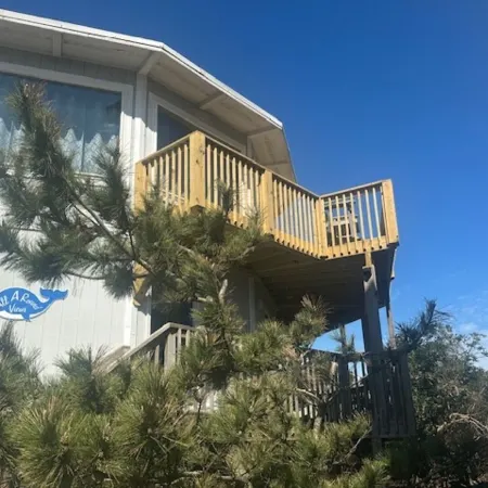 Oceanfront All A Round Views - Pet Friendly!
