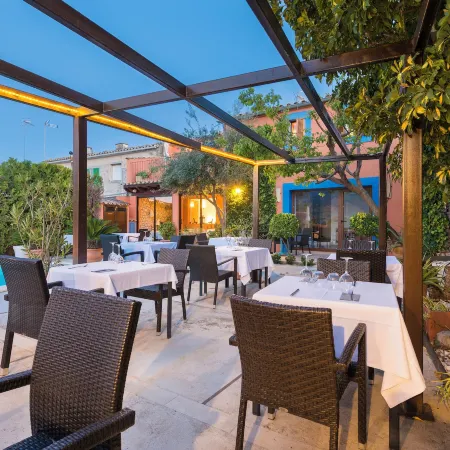 Hotel Moscari by CheelHotels