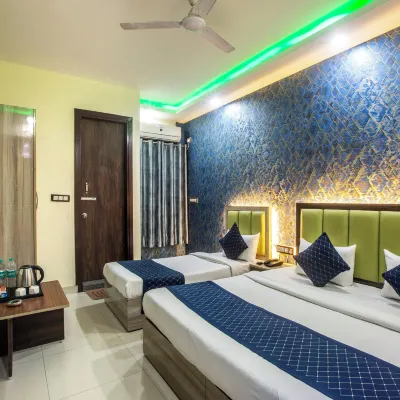 Hotel Volga Deluxe Hotel berhampiran Dwarka Sektor 9