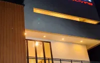 Max Coliving