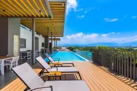 5th-floor apt Near the Ocean With Infinity Rooftop Pool, Balcony, Washer/dryer - familiaux