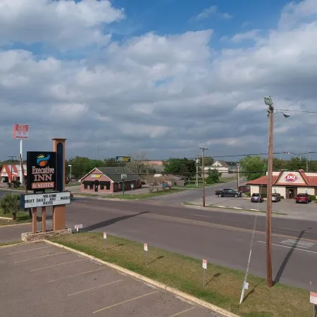 Executive Inn Beeville US 181 by Capital O