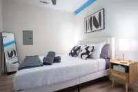 Boulevard Stays - Medical District - Condos