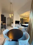 Modern Luxury Flat - Steps to Station Hôtels à : 