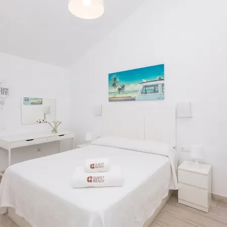 GuestReady - Aguila Beachfront Apartment
