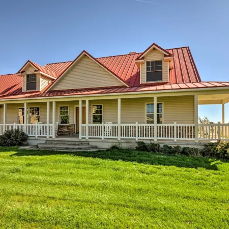Custom Home w/ Decks in Boulder! Gateway to Parks!