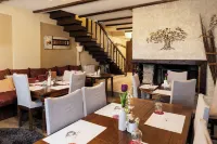 Vathyskia Guesthouse - breakfast