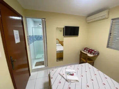 Hotel Castelinho Hotels near ميجا بولو مودا