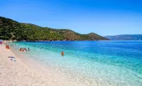 Helectra Gem - A Lilac Nest in Kefalonia