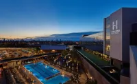 The Hotel & Athletic Club at Midtown - Kolam Atas Bumbung